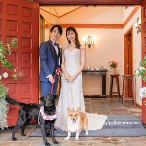 ペットも大切な家族。貸切りなので大切な一日も、挙式からパーティ終了までずっと一緒に。|ローズホテル横浜 別邸 ザ・ローズレジデンスの写真(48932420)