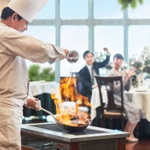 【口コミ人気★4.7】ブルーの大聖堂＆A5和牛3万円相当試食