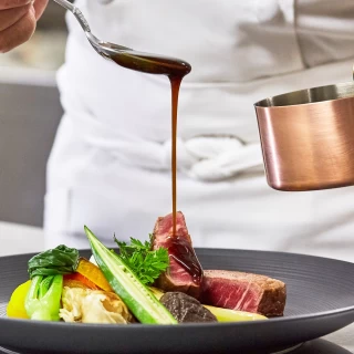 とろけるような絶品牛肉♪特別な1日に相応しい1皿