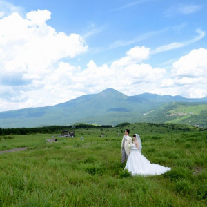 リフトに乗って車山中腹までゆくと、広がる草原が待っています|車山高原スカイパークホテルの写真(389048)