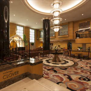 ティーラウンジ「クローバー」は、早めに到着する遠方のゲストもゆっくりとくつろげる|ホテルメトロポリタン盛岡 NEW WINGの写真(1663240)