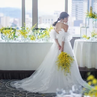 2way・3wayでアレンジできるドレスも多数ご用意しております。スリーブの取り外しやトレーンのアレンジなどバリエーションが楽しめます。お好みのスタイルを見つけてみて。