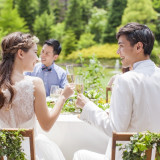 お2人のご希望、会場やパーティの雰囲気に合わせてお2人にぴったりな1着をコーディネート!