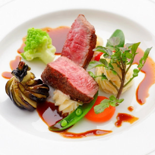 【先輩花嫁人気No.I】無料フルコースプレート試食付おもてなしフェア!