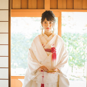 日本の伝統を重んじる和装は、凛としなやかな花嫁様を演出します|ホテル メルパルク熊本の写真(30176415)