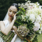 教会や軽井沢のロケーションにぴったりのドレスが豊富に揃う
