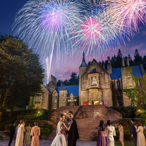 トワイライト・タイムのロックハート城はご結婚式ゲストのみ許されるシーン|ロックハート城ウエディングの写真(34799435)