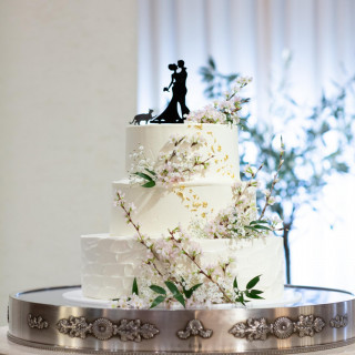 ウェディングケーキはご希望のデザインでご用意します