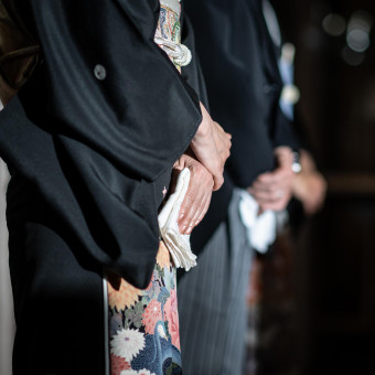 ご両親の衣裳は館内のショップでレンタル可能。着付やヘアメイクも承ります。