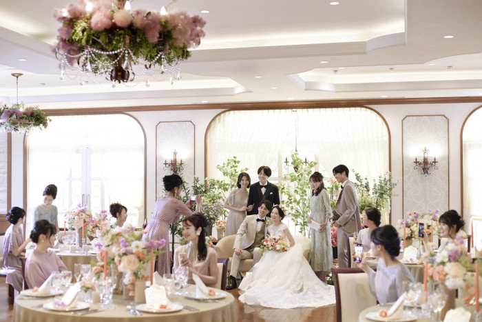 カジュアルなソファスタイルで、アットホームなパーティーを!