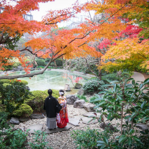 冬に向け徐々に染まりゆく庭園の紅葉は素敵なフォトシーンに|グランドプリンスホテル高輪 貴賓館の写真(45194977)