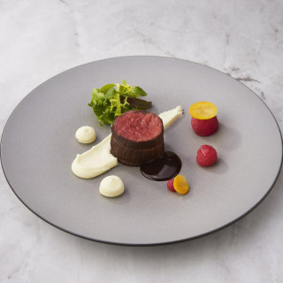 組数限定!国産牛フィレ肉ロースト無料試食