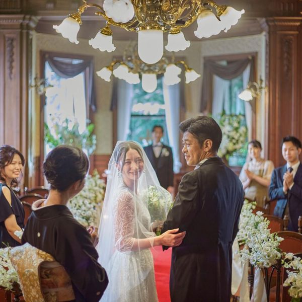 チャペルはふたつから。神殿もふたつから。