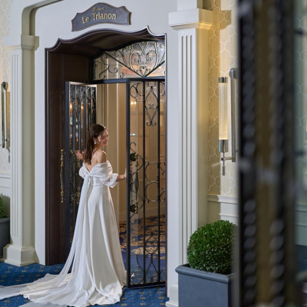 お庭を感じるフレンチレストラン「ル・トリアノン」人気のレストランウエディング