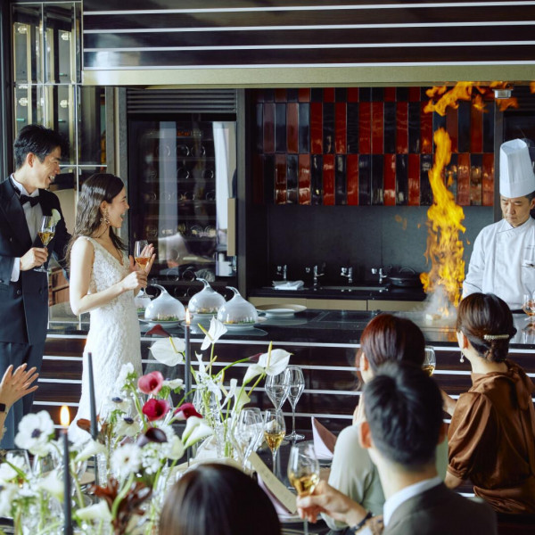 地上130mの高さにある絶景レストランで叶うおもてなしウエディング