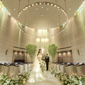 独立型チャペル「ルミエール」照明の変化で思わず涙があふれるような感動的な挙式を|グランドニッコー東京 台場の写真(45034358)
