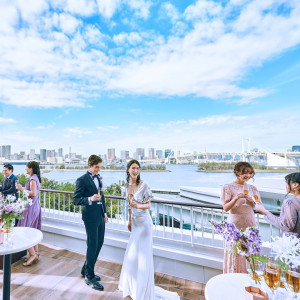 心地よい海風をテラスで楽しんで|ヒルトン東京お台場の写真(44237675)