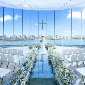 【ルーチェマーレ】青々とした空と海 都内随一の景色は圧巻 ぜひブライダルフェアで体験して|ヒルトン東京お台場の写真(51377671)