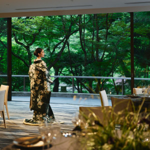 日本の伝統である和装も庭園に美しく映えます|八芳園の写真(54350695)