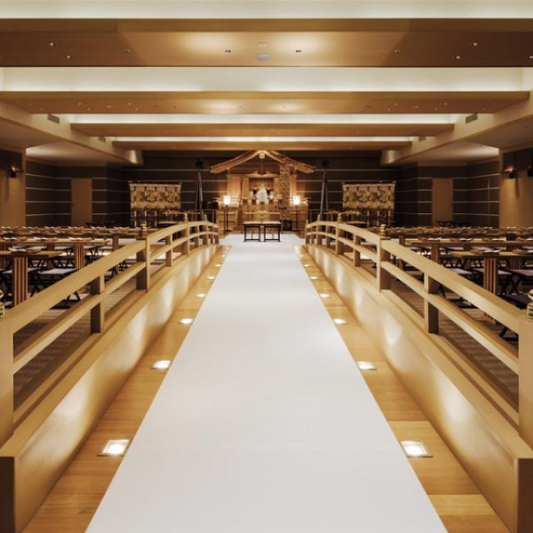 縁結びの神様「大国主大神」を祀る神殿で執り行う、出雲式の神前式