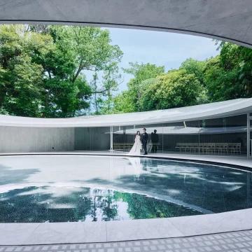 八芳園
