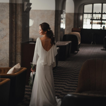 CENTURY COURT Marunouchi(明治生命館内・国指定重要文化財)