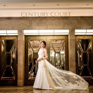 CENTURY COURT Marunouchi（明治生命館内・国指定重要文化財）