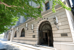 CENTURY COURT Marunouchi（センチュリーコート マルノウチ）