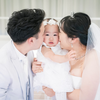 すでにお子様がいるふたりが結婚式に選んだ日は、大切なお子様の誕生日