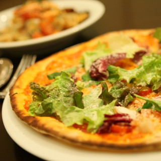 初めてご来館の方には、イタリア料理ラ・ヴィータのペアディナーチケットプレゼント!(1万円相当★)