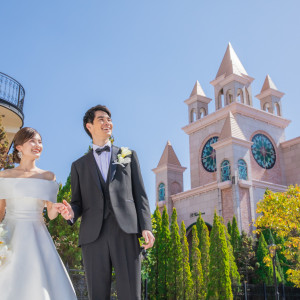 澄んだ青空の下にそびえる県内唯一の大聖堂。誰もが心奪われる、永遠を誓う美しい瞬間。|ラ セーヌ マリアージュ 四日市 <三重平安閣グループ>の写真(51510262)