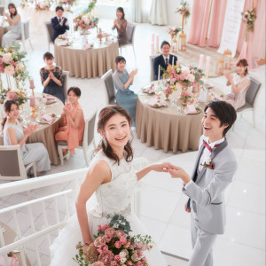 【直前予約◎】ドレス映え抜群☆感動大聖堂×憧れの階段入場体験