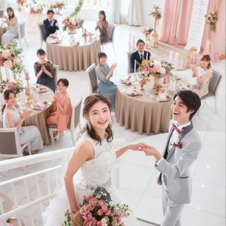 【花嫁満足度No.1】天高13m*県内唯一の大聖堂×憧れの階段入場体験
