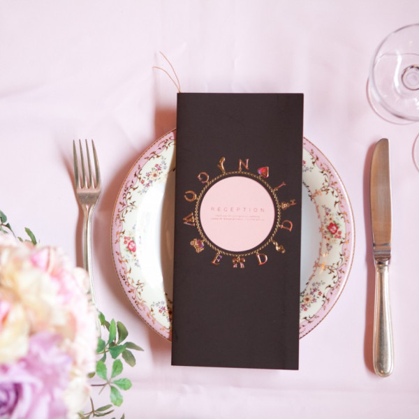 メニュー表もおしゃれにすると雰囲気がガラリと変わります。|YUWAU(グランドホクヨウ)の写真(375994)