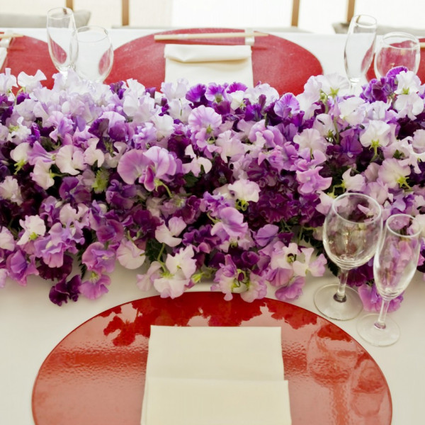 和をメインに考えたい方はコチラがおすすめ。紅白がモダンジャパネスク|YUWAU（グランドホクヨウ）の写真(354092)