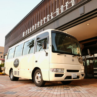 県内バス2台無料プレゼント◎ご家族や遠方のゲストへのお迎えなどゲストに合わせて利用可能♪