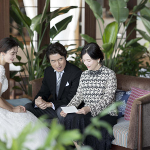 結婚式では、親御様へ感謝を伝える特別な時間も|琵琶湖ホテルの写真(56586431)