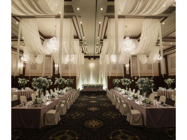 最上級のおもてなしを極める 格調高いパーティスペース 「アレーナ」