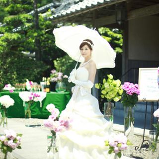 来館当日にご成約されたおふたりには【婚礼アイテム10万円分プレゼント】※一部条件がございます