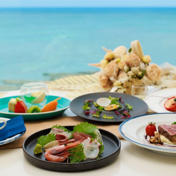 ヨロンブルーと共に|PRICIA RESORT YORON(プリシアリゾートヨロン)の写真(30637854)