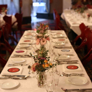 流しテーブルで晩餐会のような雰囲気に|TABLEAUX(タブローズ)の写真(16943091)