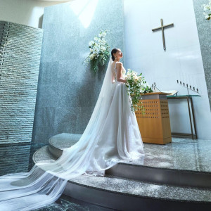 最高級の素材とフォルムが描き出す極上のシルエット