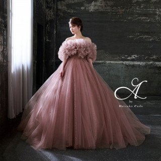 TAKAMI BRIDAL／Hatsuko Endo／KIYOKO HATA／フォーシスアンドカンパニーの4つのドレスサロンからセレクトが叶う