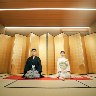 伝統的な建築様式である数寄屋造りの料亭で日本伝統と贅を尽くした空間でのひとときを