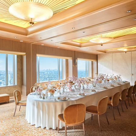 【ソレール】太陽の温かみを感じる空間で大切なゲストと一緒にテーブルを囲むアットホームな時間を