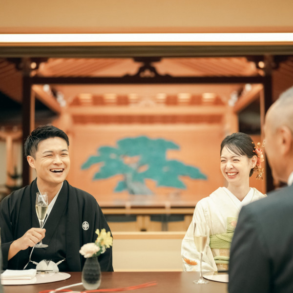 【新郎新婦＊宿泊】＆【親御様も嬉しい列席宿泊2部屋】をプレゼント！