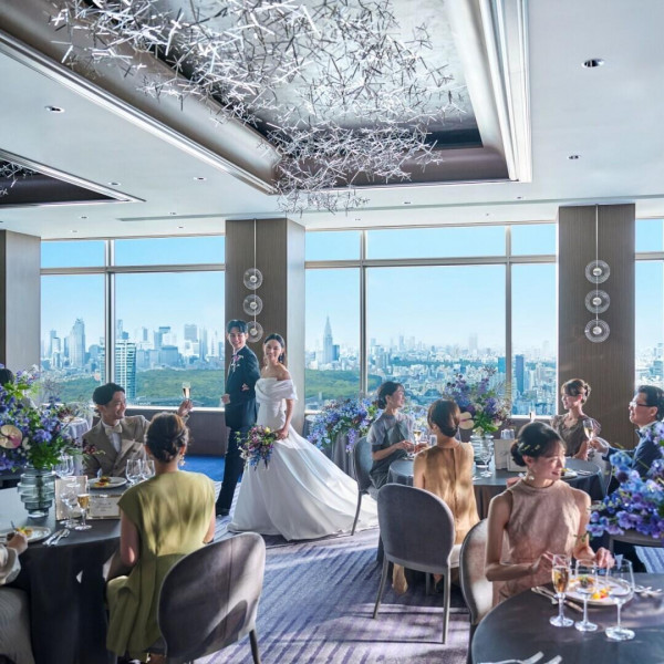 ゲストと心地よい距離感で過ごせる「タワーズサロン ルナール」