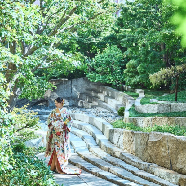 四季折々の表情を見せてくれる庭園「閑坐庭」