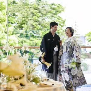 桜、新緑、紅葉…訪れるたび表情を変える庭園背景にフォト