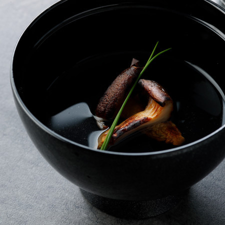 どんな世代からも喜ばれる「フレンチ懐石」